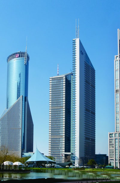 上海交银大厦太平洋保险集团在几楼 太平洋保险和交通银行有很深的